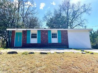 65 Margaret Ave, Chickasaw, AL 36611