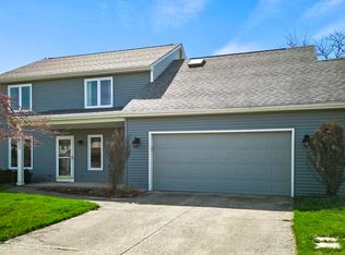 9021 Dunmore Ln, Fort Wayne, IN 46804