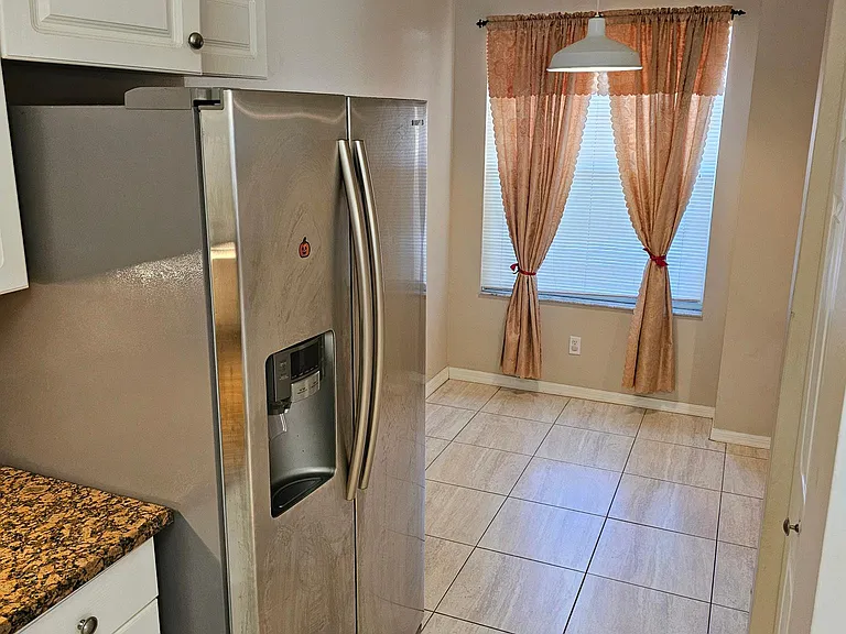 6560 Huntington Lakes Cir #101 — Photo 33