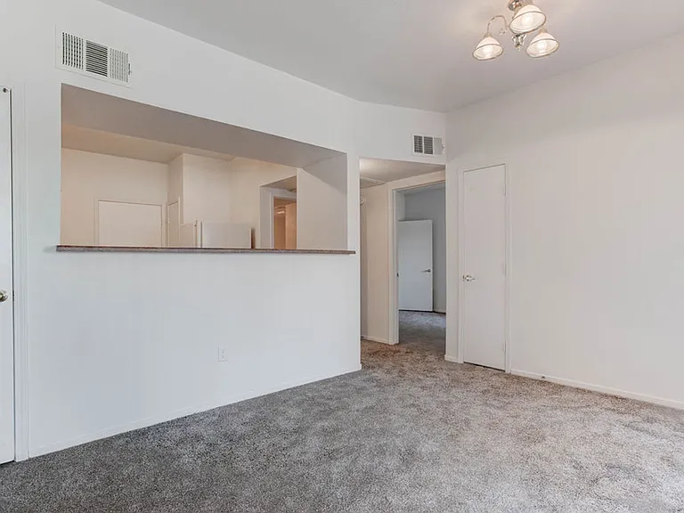 6650 W Warm Springs Rd #1080 — Photo 5