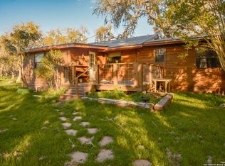 695 South  Thunder Creek Road, Utopia, TX 78884