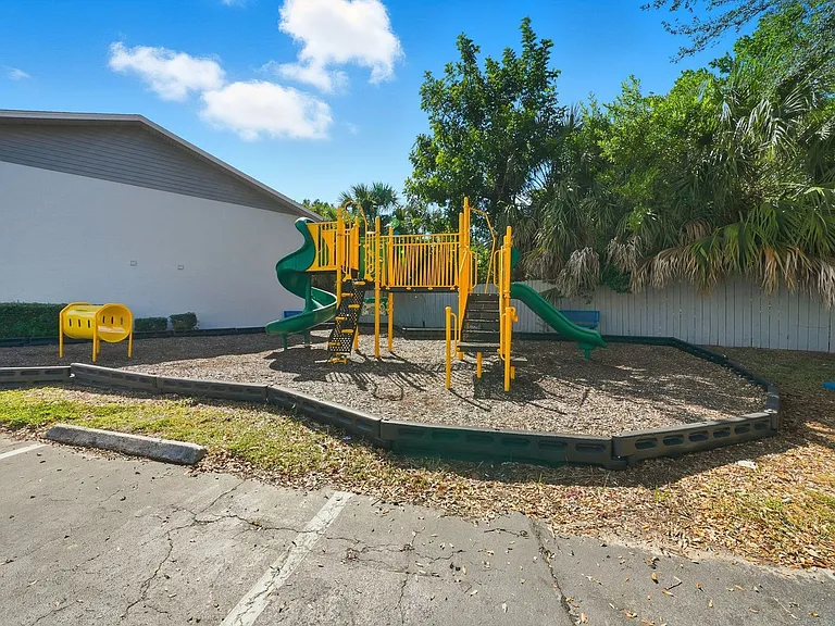 8307 Royal Sand Cir #1-ID1475277P — Photo 32