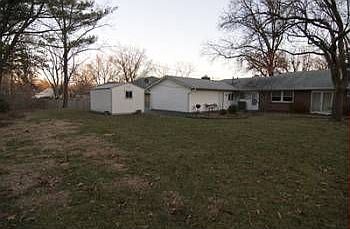 2nd image of 113 Stoneyside Ln