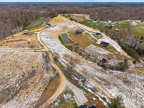 2nd image of 101 Shawnee Run