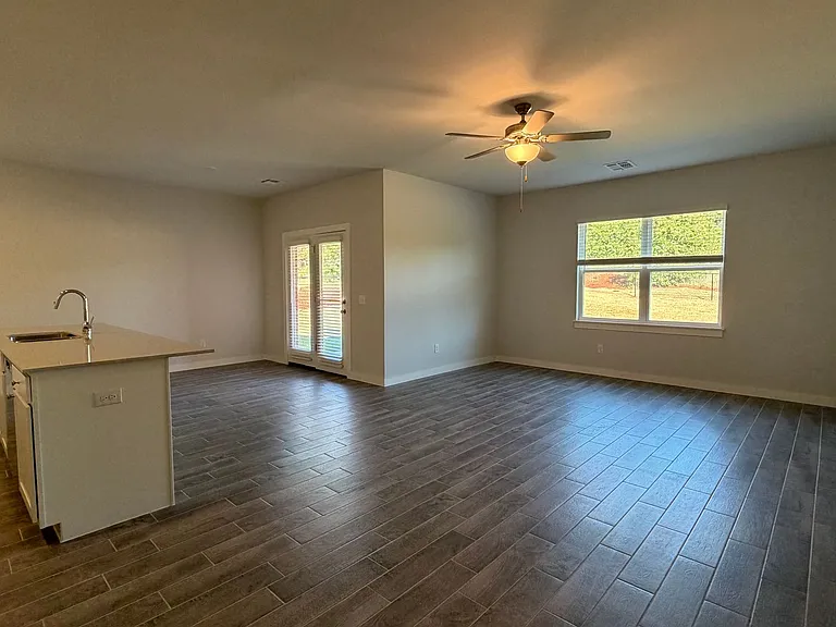 17441 Lantana Loop — Photo 4