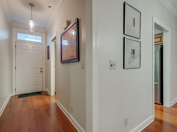 5th image of 408 Rose Hall
