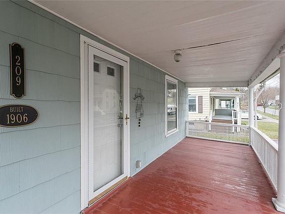 2nd image of 209 Davidson Ave