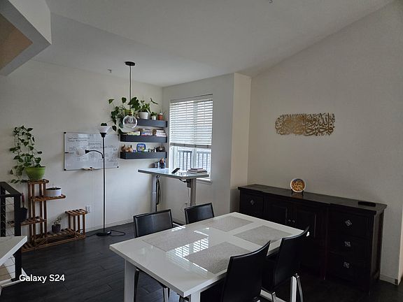4th image of 16125 Juanita Woodinville Way NE Unit 2411