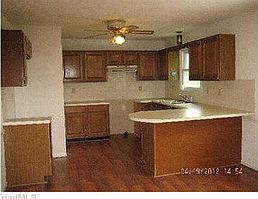 2nd image of 931 Sequoia Dr