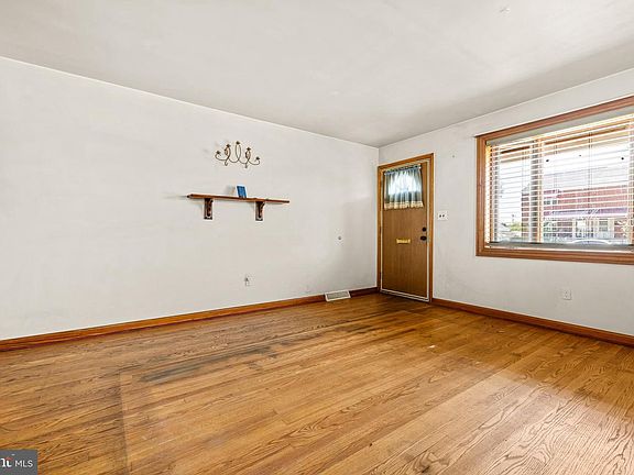 2nd image of 6406 Alta Ave