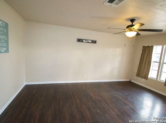 3rd image of 7011 Glen Chase