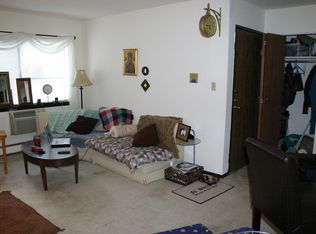 369 Inland Dr APT 1A, Wheeling, IL 60090