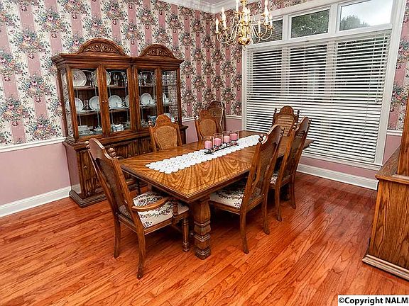 3rd image of 2643 Quarter Ln SE