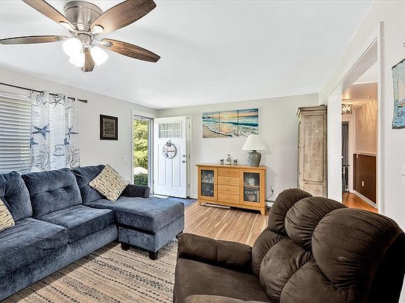 3rd image of 30 Patience Ln