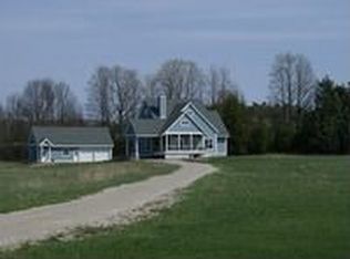 1254 Needle Point Dr, Cheboygan, MI 49721