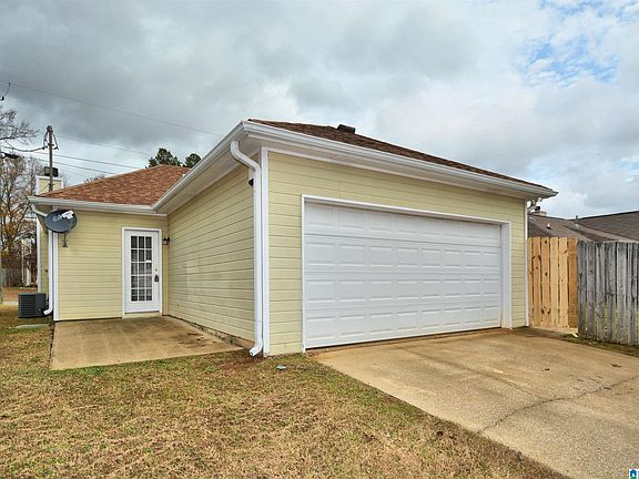 4th image of 2033 Plantation Pkwy