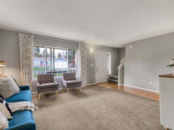 4th image of 16625 135th Ave E