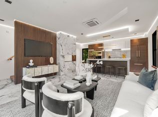 302 Elliot St #3, Newton Upper Falls, MA 02464