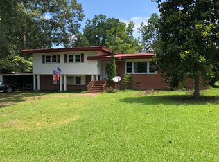 853 Woodland Rd, Alexander City, AL 35010