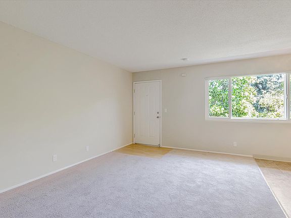 5th image of 1450 San Antonio Ave APT 6