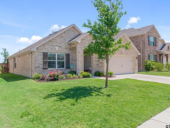 3rd image of 1284 Binfield Dr