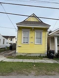 1st image of 1722 Paul Morphy St