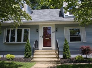 207 Carlisle Ave, Hamilton, NJ 08620