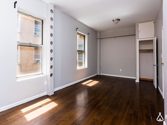 5th image of 723 Saint Nicholas Ave #36