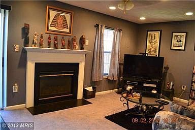 2nd image of 402 Park Cove Dr