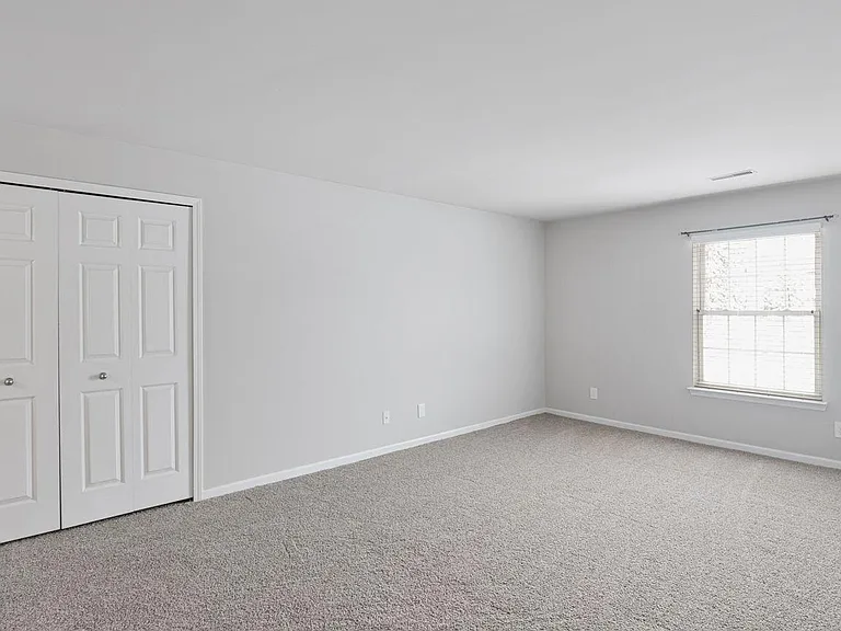 1645 Huntington Park #F — Photo 14