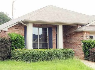 2901 San Jose Dr, Longview, TX 75601