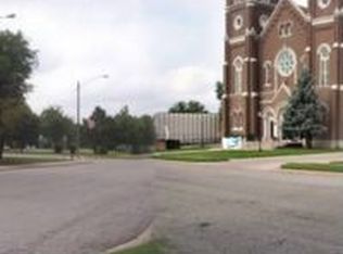 230 S 5th St, Colwich, KS 67030