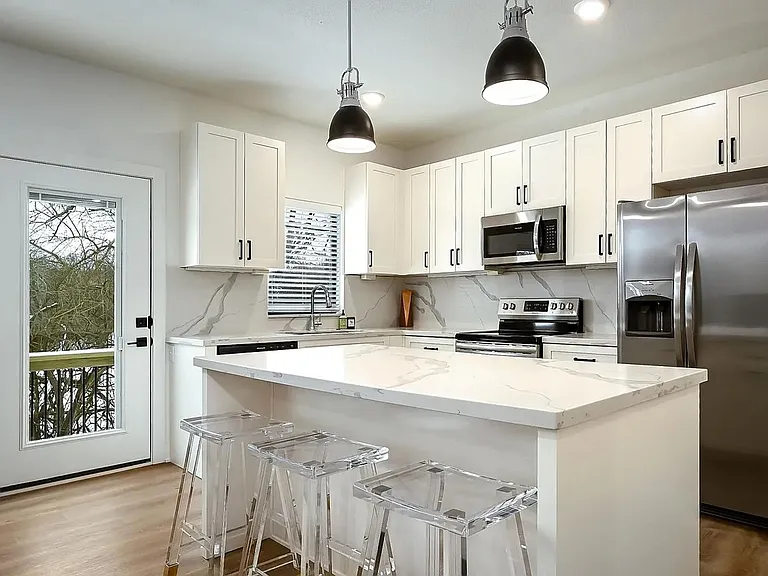 6529 Marsh Ave — Photo 7
