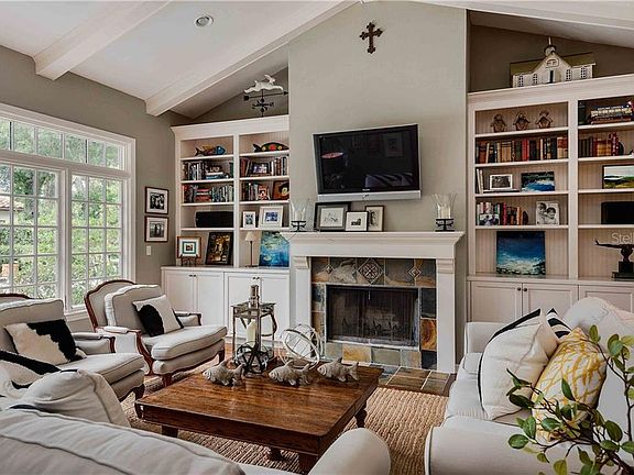 5th image of 110 Chelton Cir