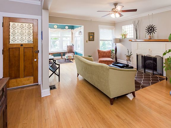 3rd image of 4925 N Talman Ave