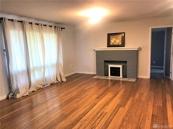 2nd image of 6528 Lakewood Blvd SW