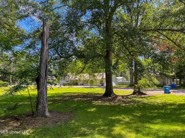 State Highway 149 #D, D Lo, MS 39062