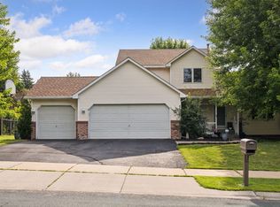 8688 Vagabond Ln N, Maple Grove, MN 55311