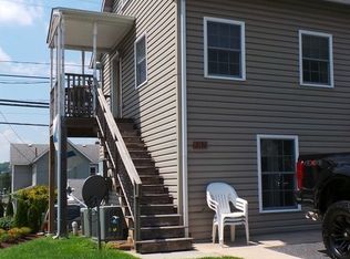 2136 Washington Ave APT 6, Northampton, PA 18067