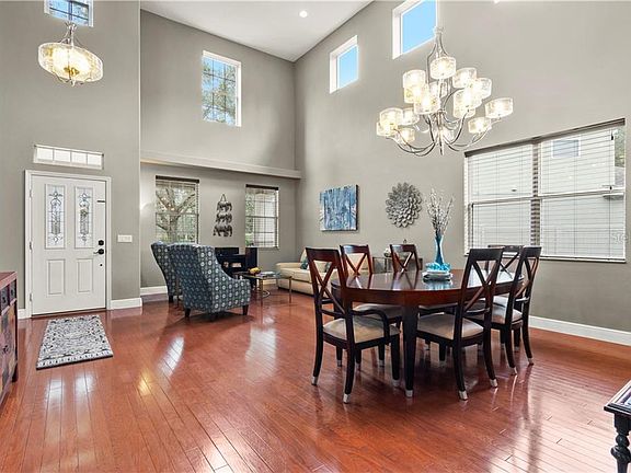 3rd image of 572 Legacy Park Dr