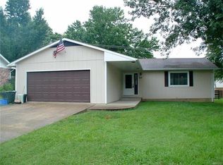 217 Steeplechase Rd, Rolla, MO 65401