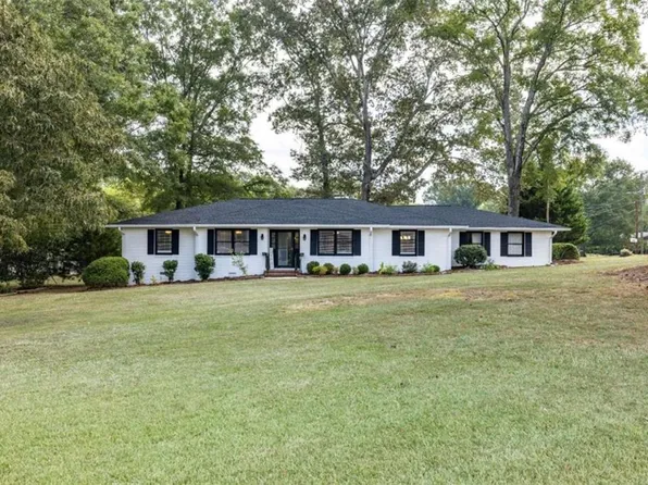 169 Cherokee Cir, Cedartown, GA 30125