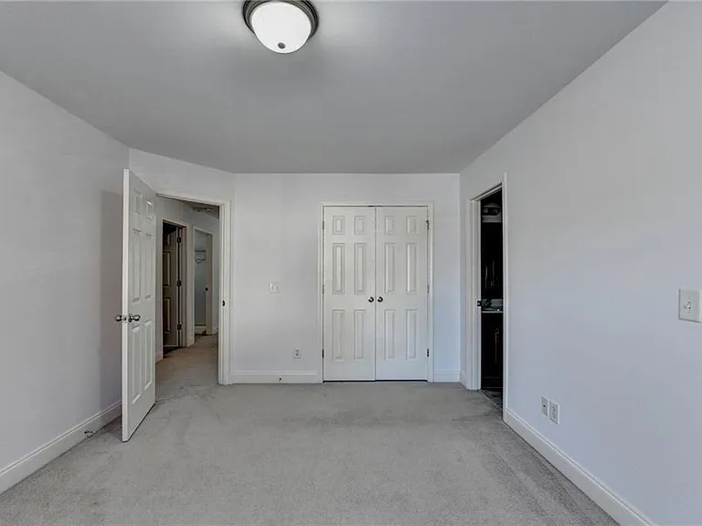 2104 Nelms Pointe Lndg — Photo 24