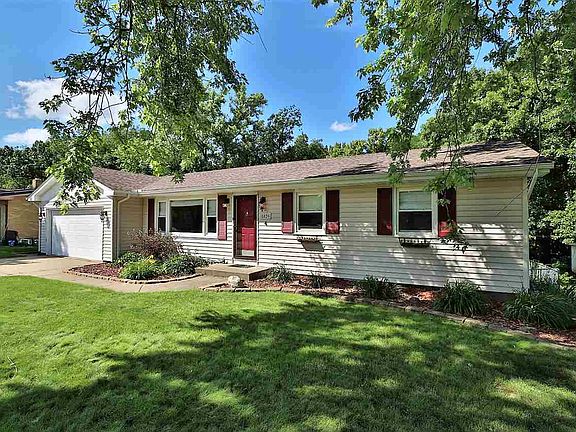 2nd image of 5029 W Mahark Ln