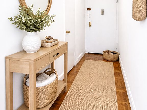 5th image of 320 E 54th St APT 8F