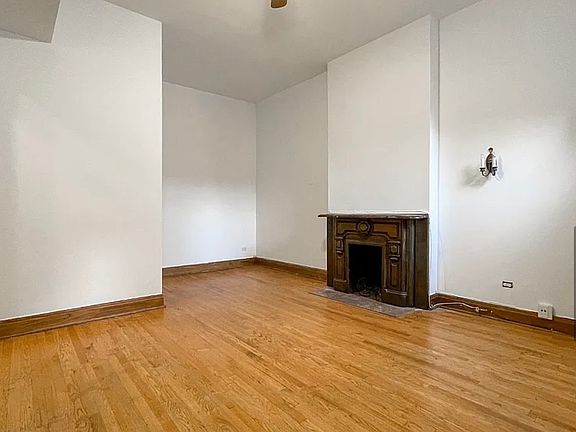 4th image of 2064 N Damen Ave Unit 2