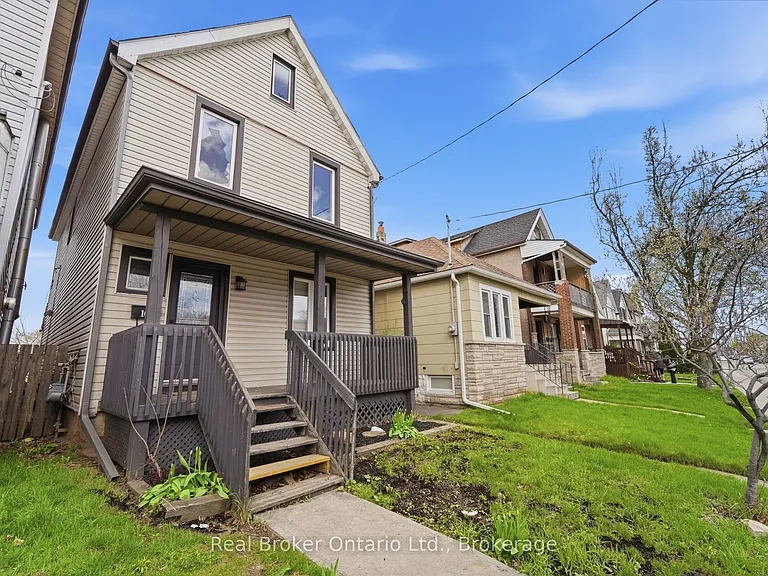167 Rosslyn Ave N #UPPER — Photo 2