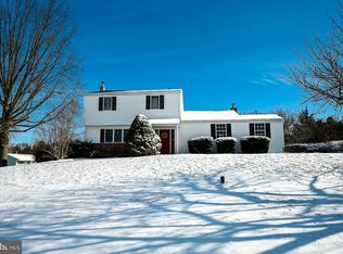 1055 Brookwood Dr, Phoenixville, PA 19460