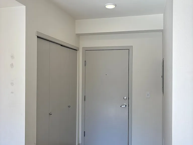 4801 Fauntleroy Apartments — Photo 29