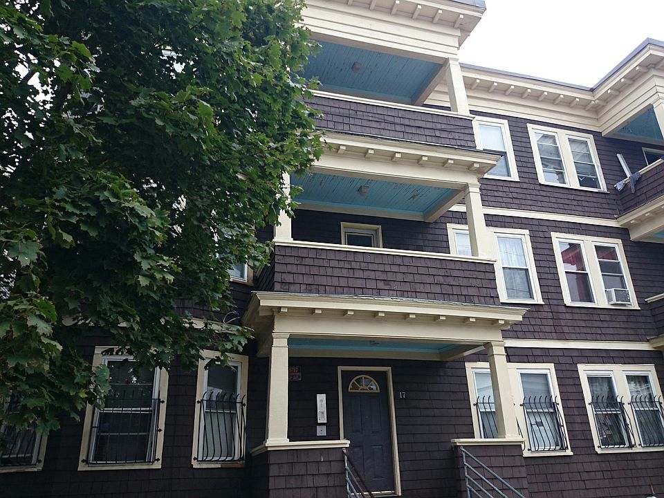 2nd image of 17 Wildwood St